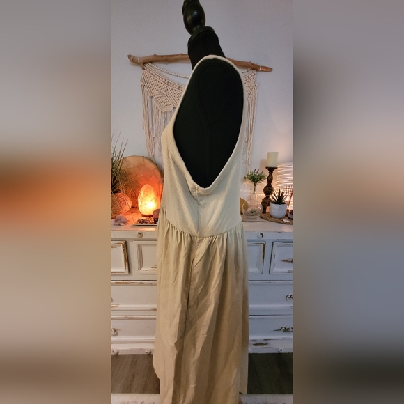 ★★ 3 for $20 item. Old Navy maxi dress XXL - Picture 3 of 8